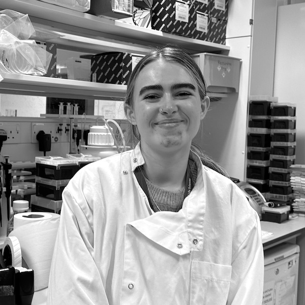 
        MEGAN JONES
        I am a MIBTP student doing a mini-project in the Royle lab looking at functional domains in the lamin B receptor.
        